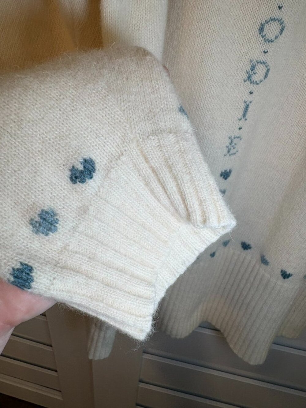 Vintage Made in Italy Wool Angora Bunny Heart Mock Neck Cottagecore Sweater S - Picture 8 of 13